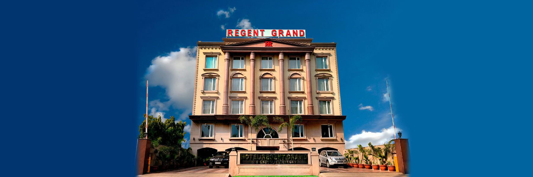 Front View Regent Grand